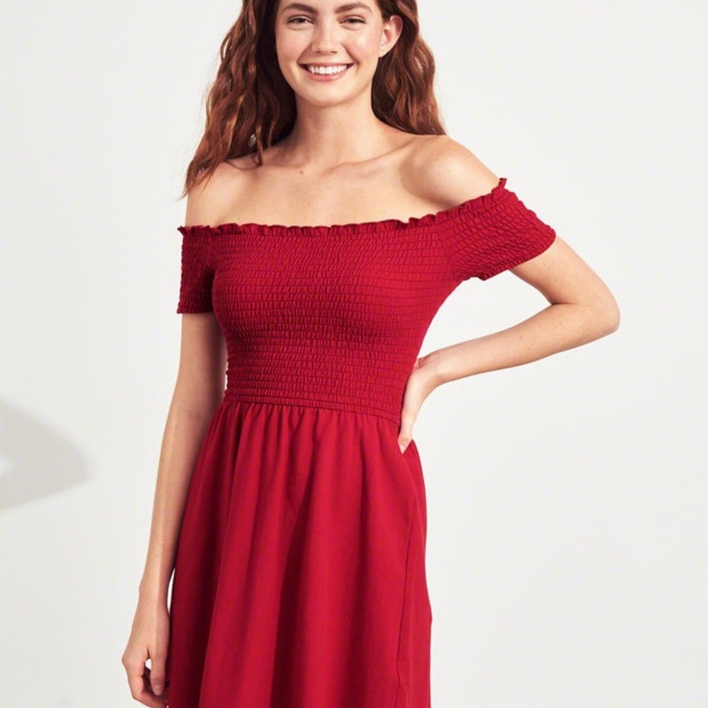 NAVY blue scrunchy off the shoulder dress (S)